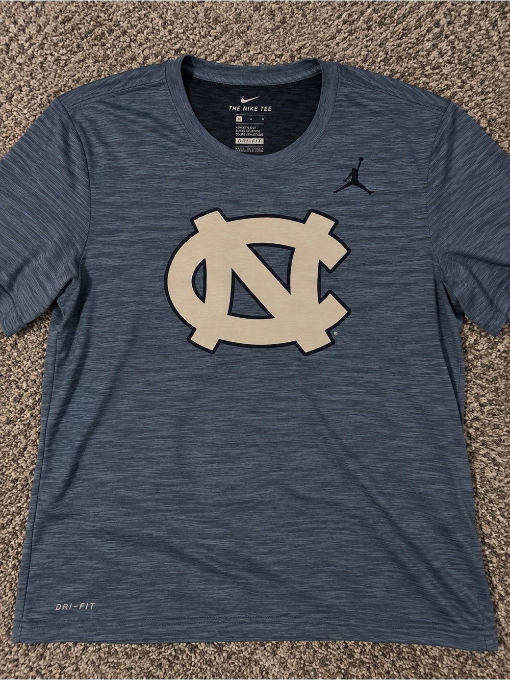 Jordan UNC Tar Heels Dri-FIT Performance T-Shirt – Men’s Medium
